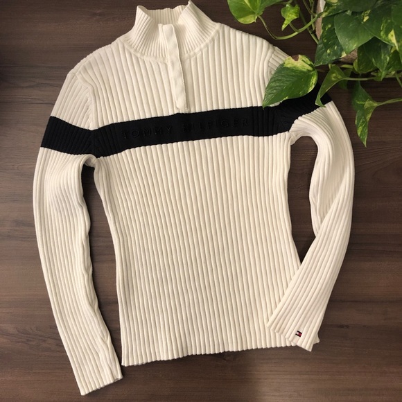 Tommy Hilfiger Sweaters - Tommy Hilfiger Vintage Ribbed Sweater